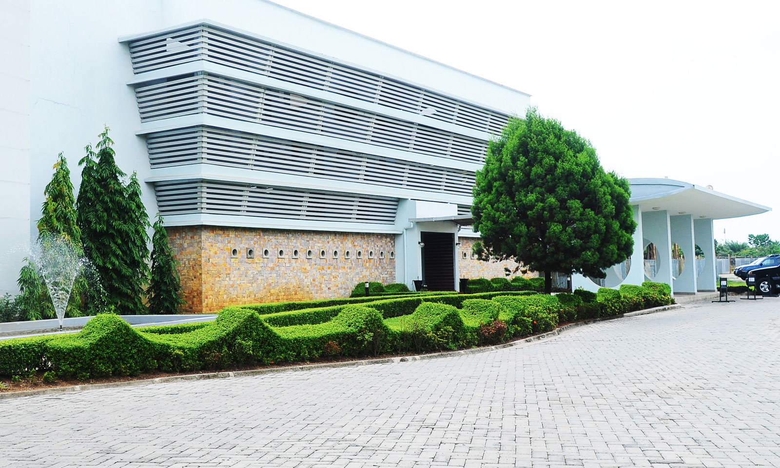 About LBS Executive Education
