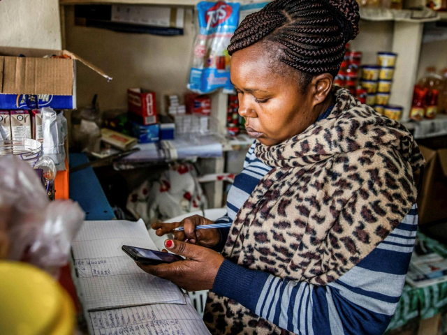 Hedging the Hustle: What Informal Businesses Can Teach Managers About Risk